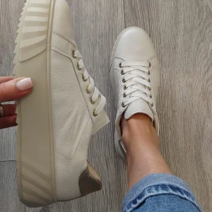 Ara - 46523 Cream Trainers with a Gold Trim
