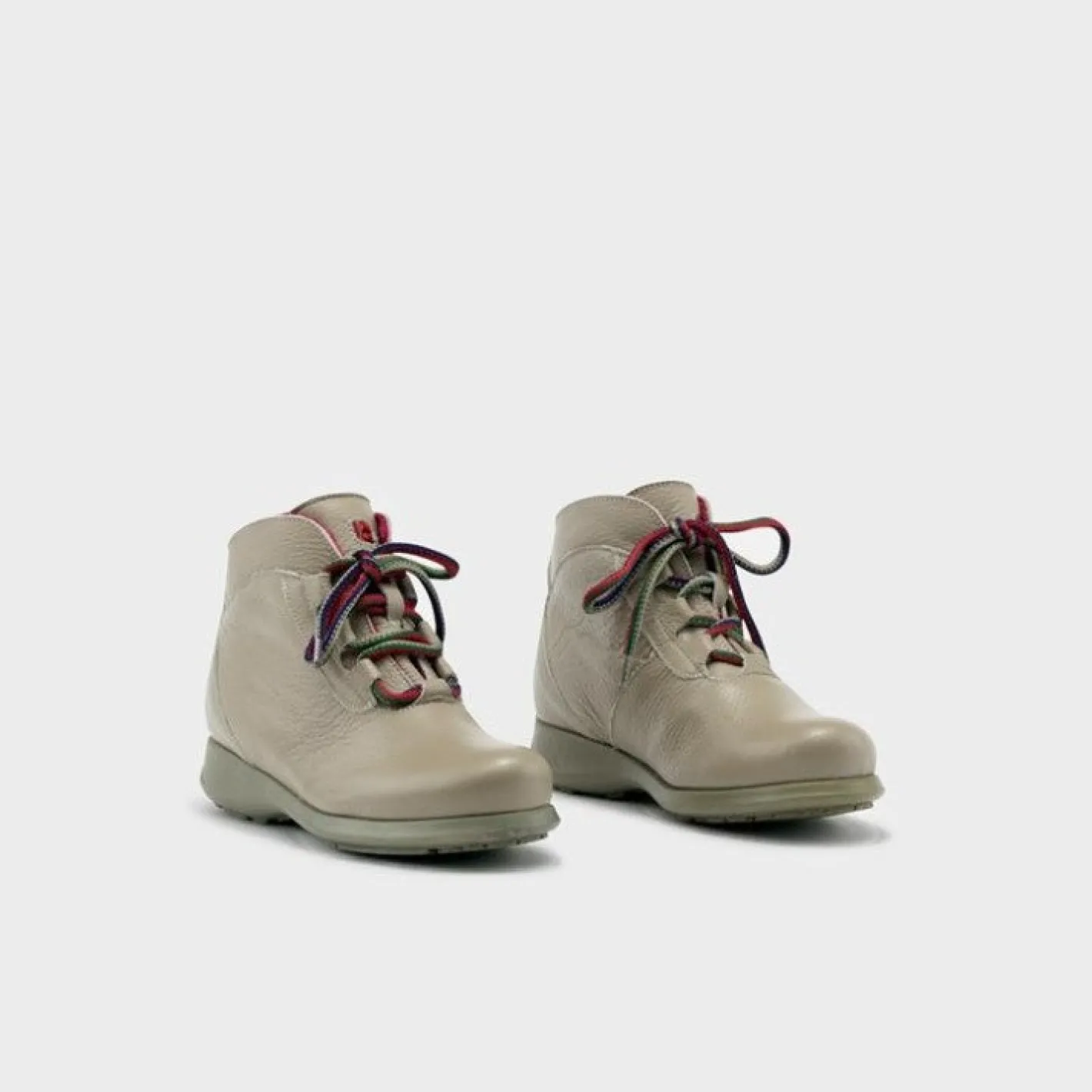 jose_saenz___taupe_ankle__1.webp Jose Saenz - 2082 Taupe Ankle Boot