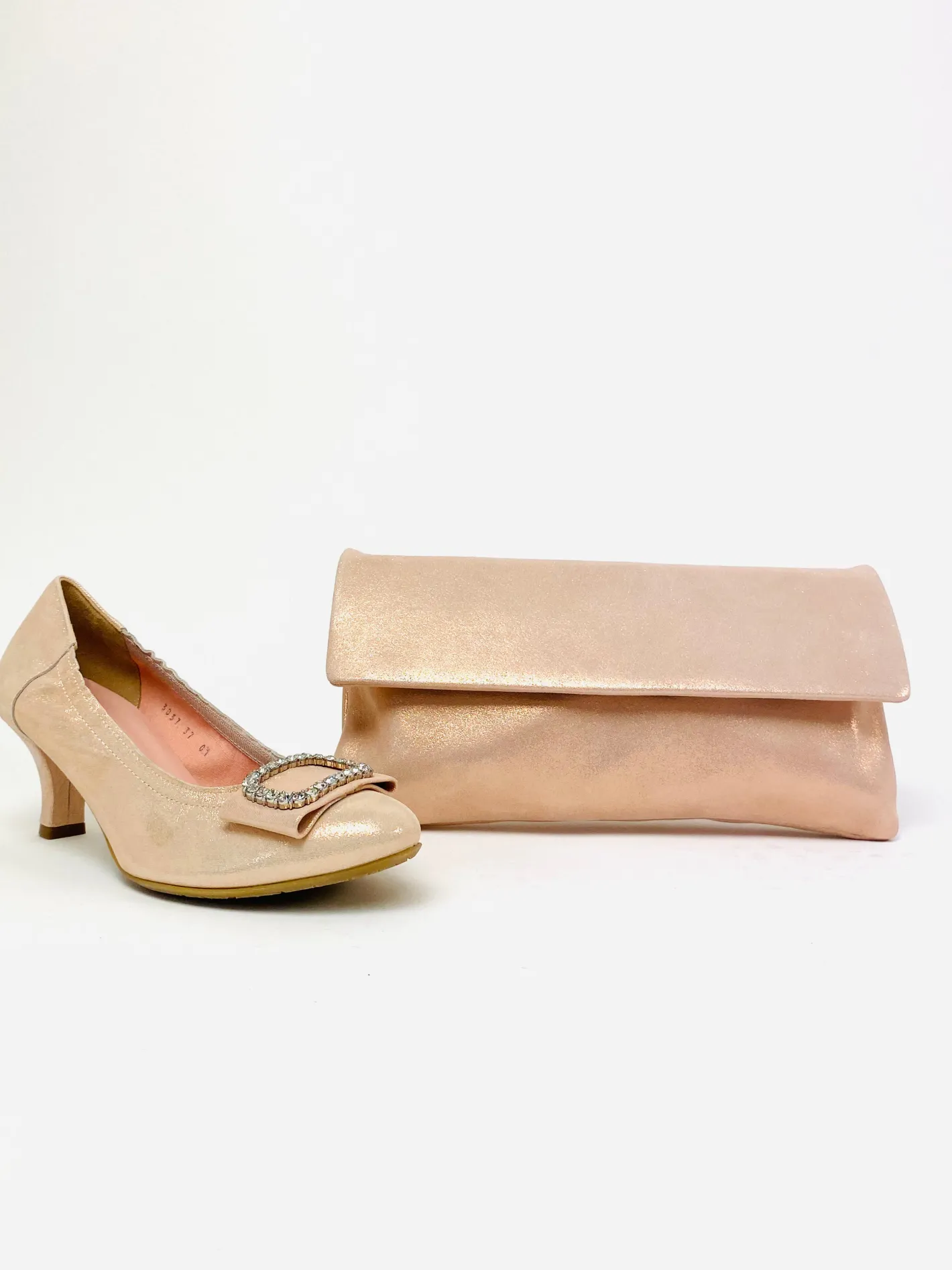 le_babe___dusky_pink_diam_3.webp Le Babe - 3037 Dusky Pink Diamonte Kitten Heel*