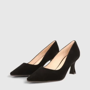 Lodi - Jona Black Suede Court with a Kitten heel*