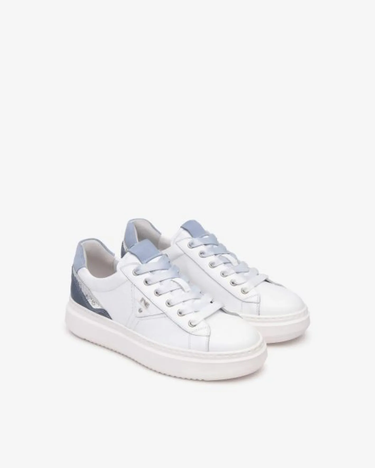 nerogiardini__ed_white_an_1.webp NeroGiardini - E513040D White and Blue Trainer