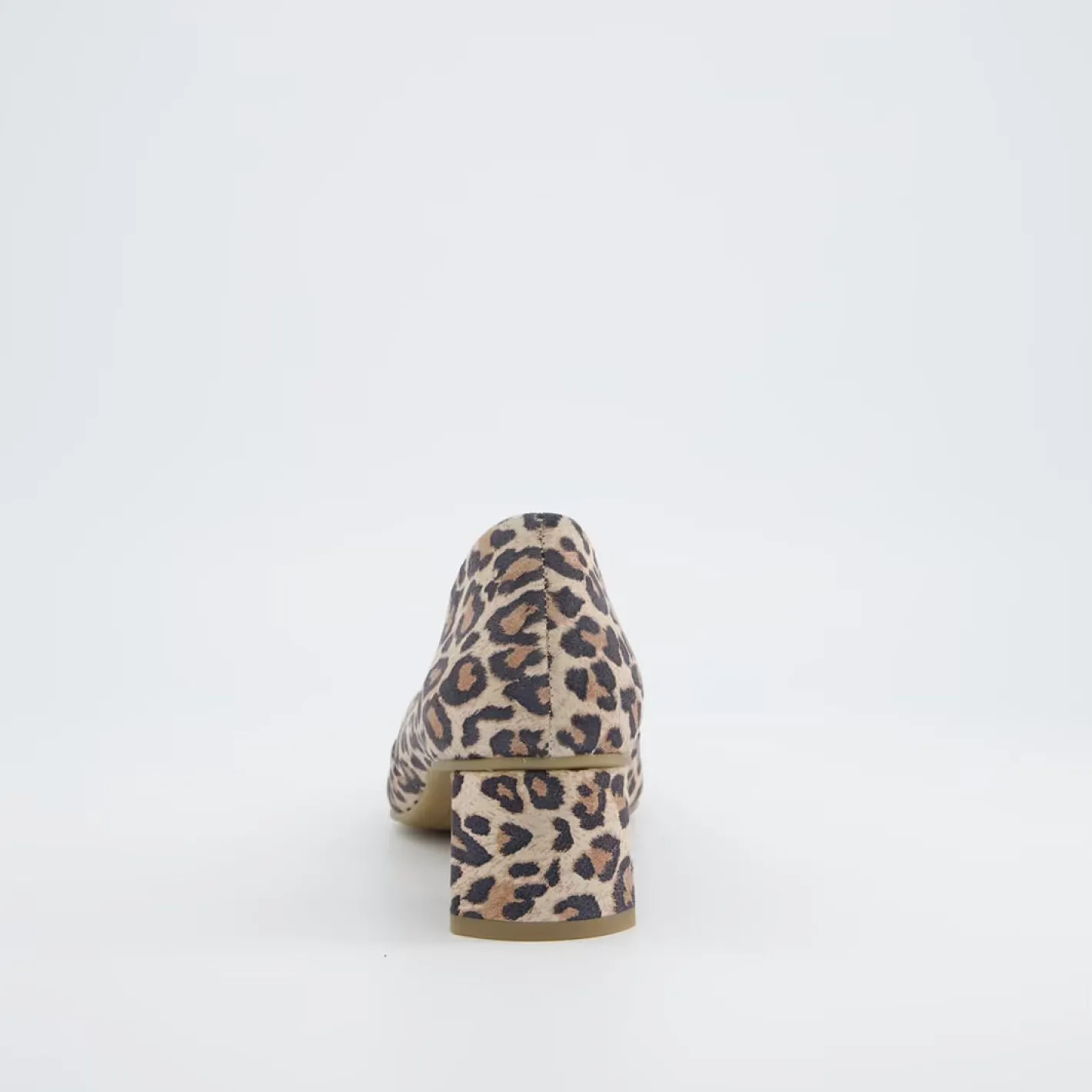 paul_green___leopard_cour_3.webp Paul Green - 3815 Leopard Court Shoe