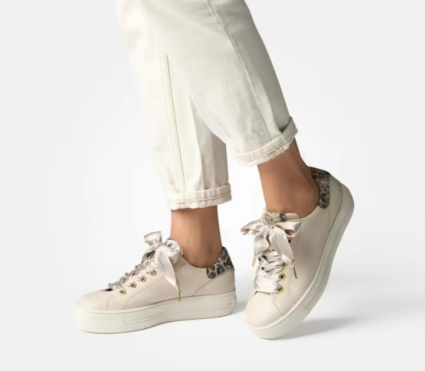 paul_green___taupe_ribbon_3.webp Paul Green - 5520 Taupe Ribbon Trainer