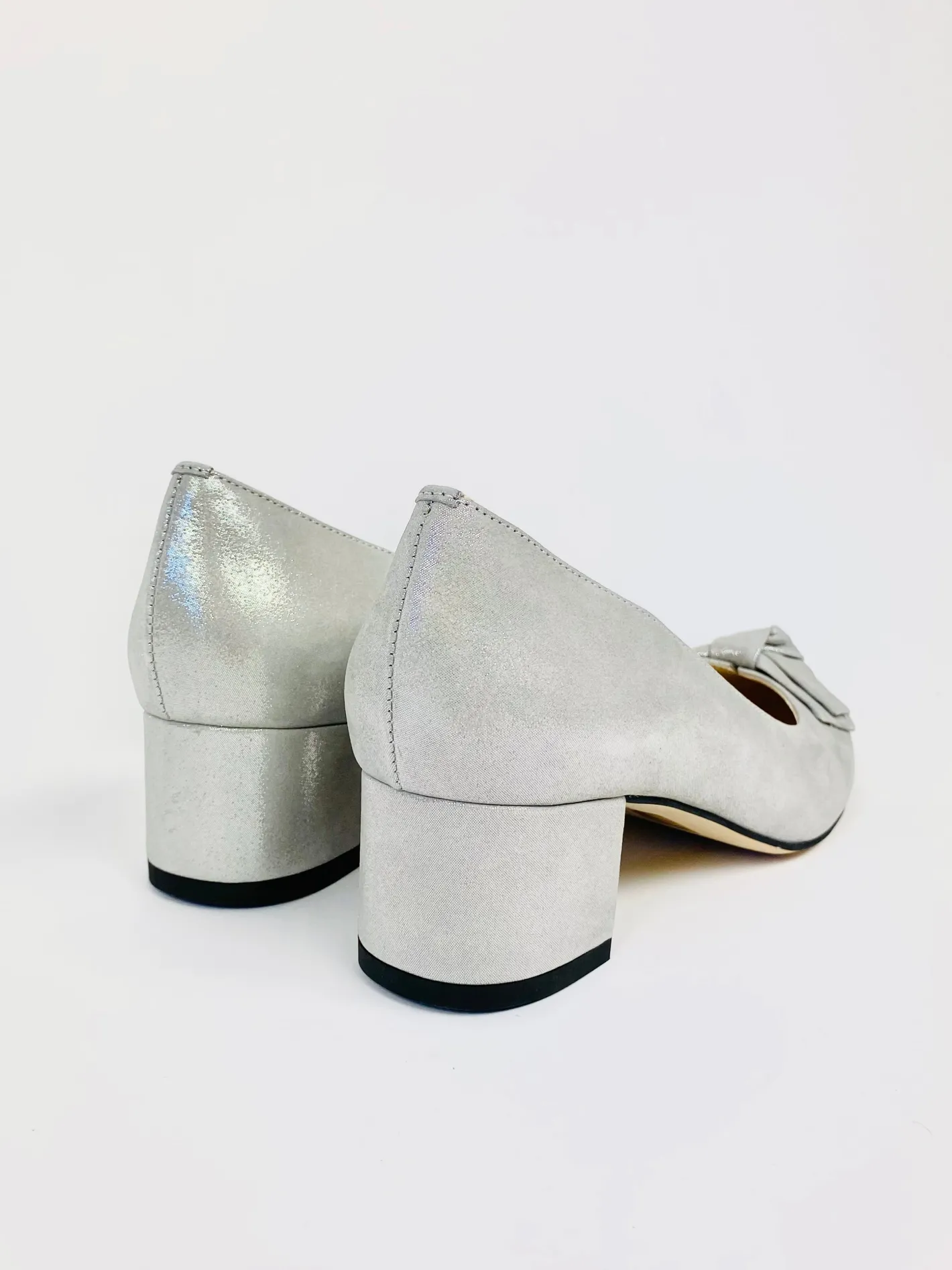 rachels__s_silver_bow_cou_1.webp Rachel's Rachels - S7705 Silver Bow Court Shoe