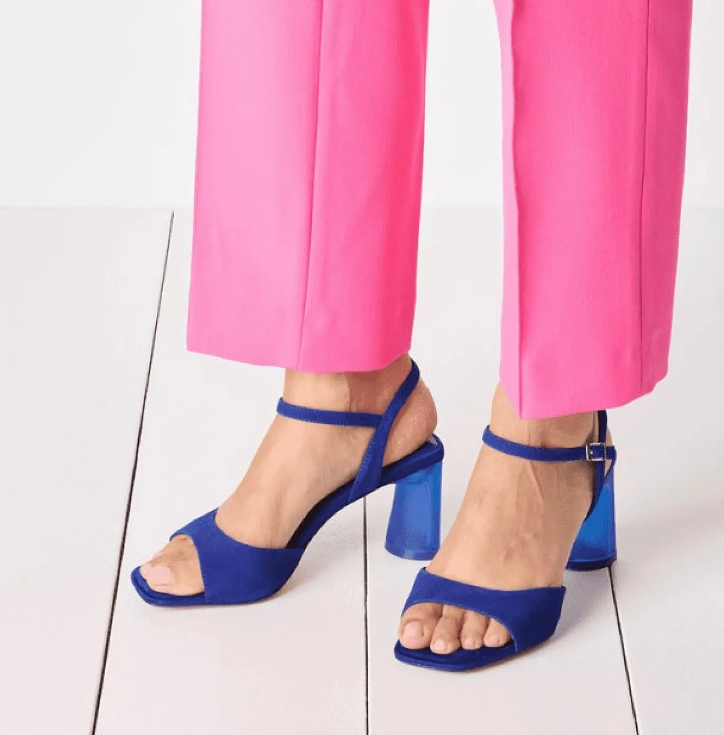 tamaris___royal_blue_sand_2.webp Tamaris - 28340 Royal Blue Sandal