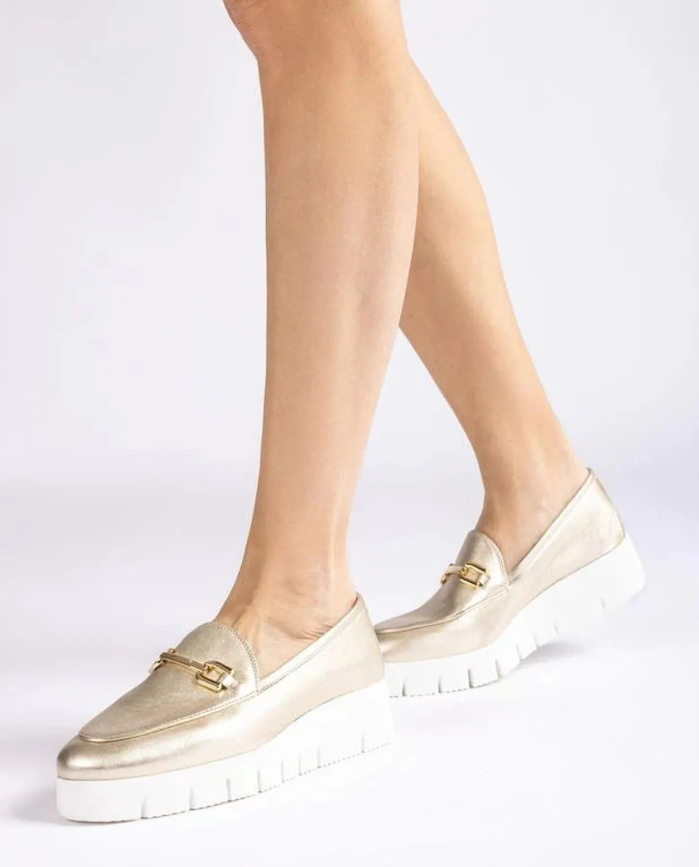 unisa__famo_gold_wedge_lo_0.webp Unisa - Famo Gold Wedge Loafer