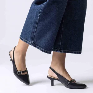 Wonders - G-7101 Black Kitten Heel Slingback