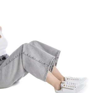 XTI - 143629 White Zip Trainer